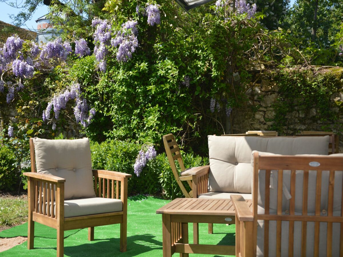 Cottage Villa in Champvert mit Teichblick Terrasse - Outdoor photo 2