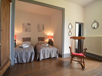 Cottage Villa in Champvert mit Teichblick Terrasse - Features photo 36