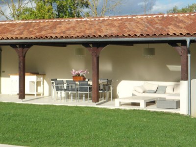 Holiday house Luxuriöses Ferienhaus mit privatem Pool - Outdoor photo 7