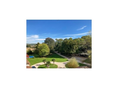 Holiday house Luxuriöses Ferienhaus mit privatem Pool - Outdoor photo 12