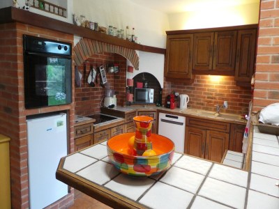 Villa Villa in Le Boulou with Scenic Hilltop Views - Features photo 19