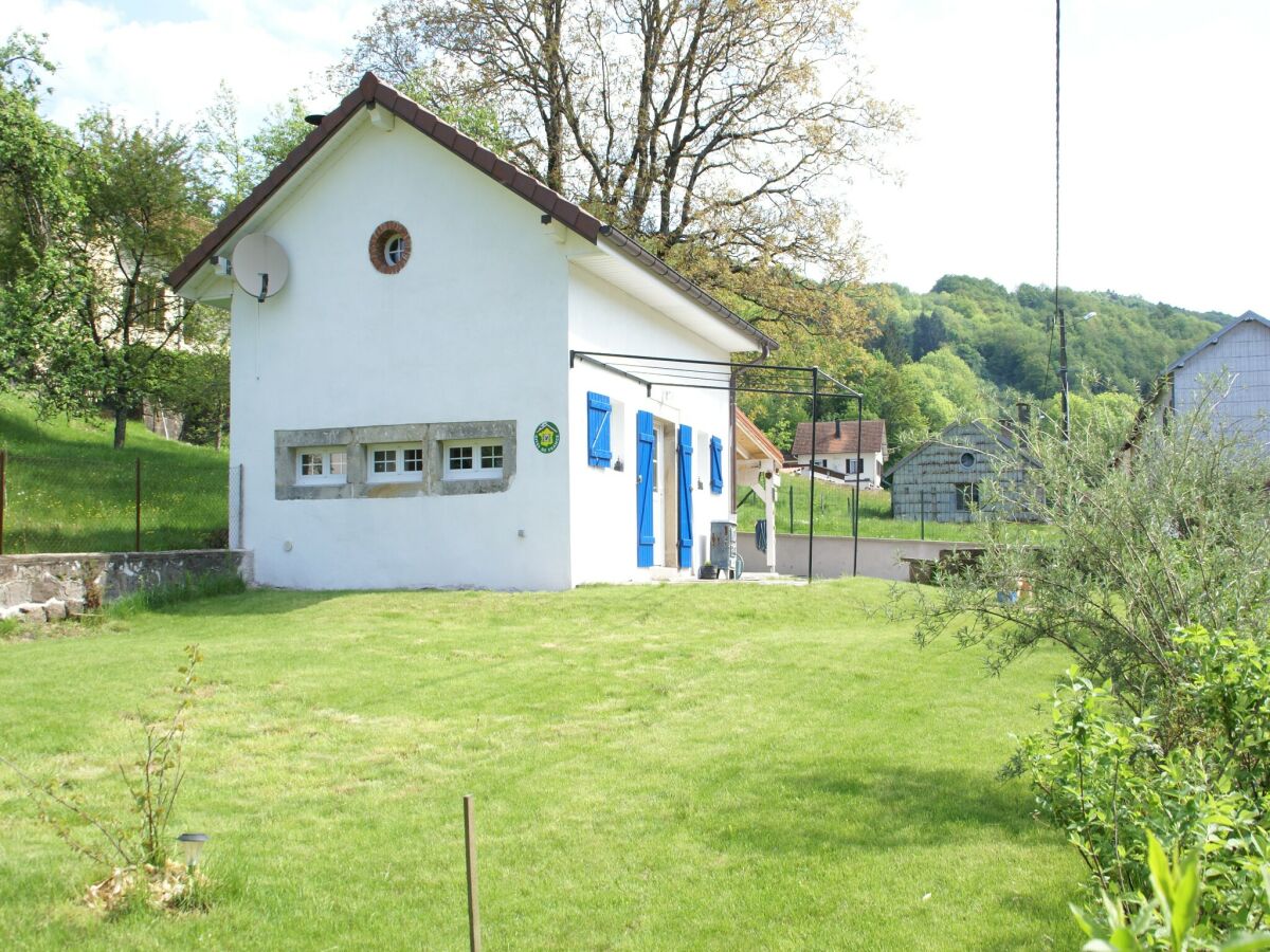 Holiday house Schönes Ferienhaus mit großem Garten - Outdoor photo 4