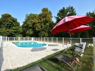 Cottage Haus in Burgund mit Privatpool - Outdoor photo 9