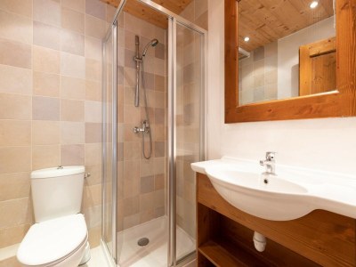 Chalet Lake-view chalet in Tignes, close to ski area - Features photo 28