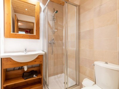 Chalet Lake-view chalet in Tignes, close to ski area - Features photo 36