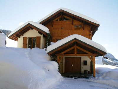 Chalet Chalet in Les Gets with Ski-In/Ski-Out Access - Outdoor photo 3