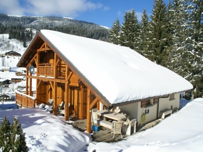 Chalet Chalet in Les Gets with Ski-In/Ski-Out Access - Outdoor photo 9