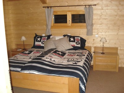 Chalet Chalet in Les Gets with Ski-In/Ski-Out Access - Features photo 28