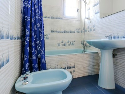 Holiday house Holiday Home in Bormes-les-Mimosas with Pool - Features photo 15