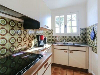 Holiday house Holiday Home in Bormes-les-Mimosas with Pool - Features photo 19