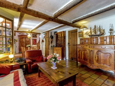 Holiday house Holiday Home in Le Luc with Pool & Vineyards - Features photo 10