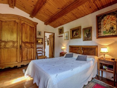 Holiday house Holiday Home in Le Luc with Pool & Vineyards - Features photo 23