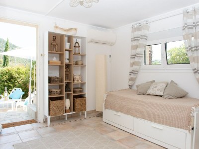 Villa Gorgeous Villa Les Issambres with Swimming Pool - Features photo 18