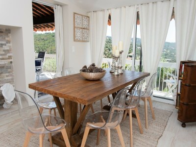 Villa Gorgeous Villa Les Issambres with Swimming Pool - Features photo 27