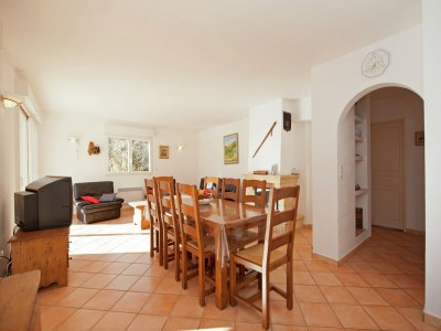 Villa Villa in Provence with Pool and Garden - Features photo 14