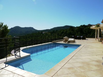 Villa Villa in Les Adrets with Pool & Hill Views - Outdoor photo 4