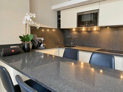 Apartment Villa on Côte d'Azur with Beachfront Views - Features photo 22