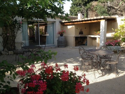 Villa Farmhouse in Carpentras with Pool - Outdoor photo 12