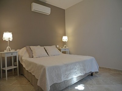 Villa Farmhouse in Carpentras with Pool - Features photo 16