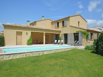 Villa Villa in Malaucène near Mount Ventoux - Outdoor photo 11