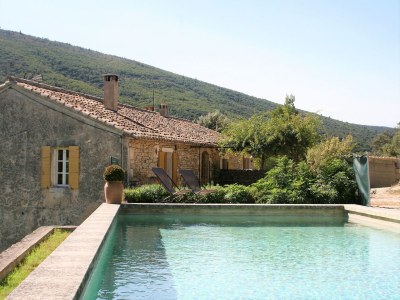 Holiday house Ferienhaus in Lacoste mit Pool - Outdoor photo 4