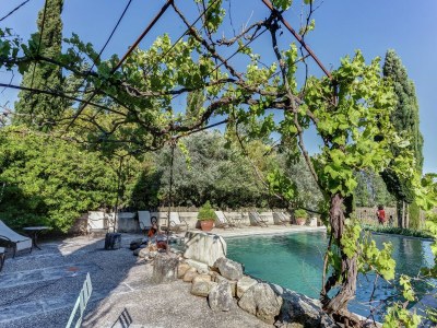 Holiday house Cottage in Oppède with Pool and Garden - Outdoor photo 2