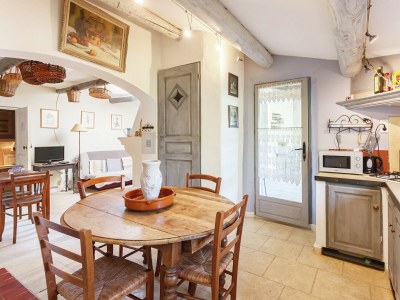 Holiday house Cottage in Oppède with Pool and Garden - Features photo 16