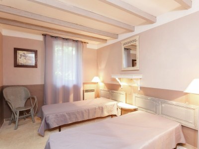 Holiday house Cottage in Oppède with Pool and Garden - Features photo 19