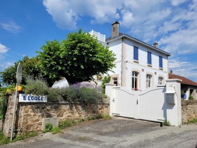 Holiday house Holiday Home in Limousin near Forest - Outdoor photo 6
