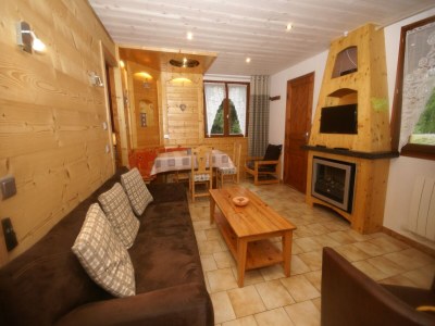 Chalet Ventron Chalet with Hill Views - Features photo 10