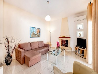 Villa Villa in Kalamitsi bei Weißen Bergen - Features photo 13