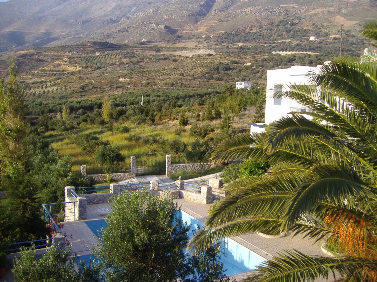 Villa Villa in Lefkogia near Souda Beach - Outdoor photo 5
