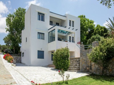 Villa Villa in Lefkogia near Souda Beach - Outdoor photo 7