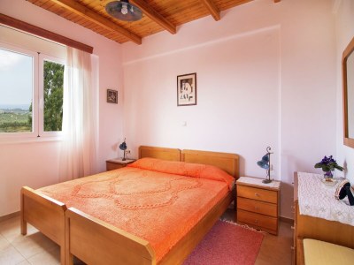 Villa Villa in Lefkogia near Souda Beach - Features photo 16