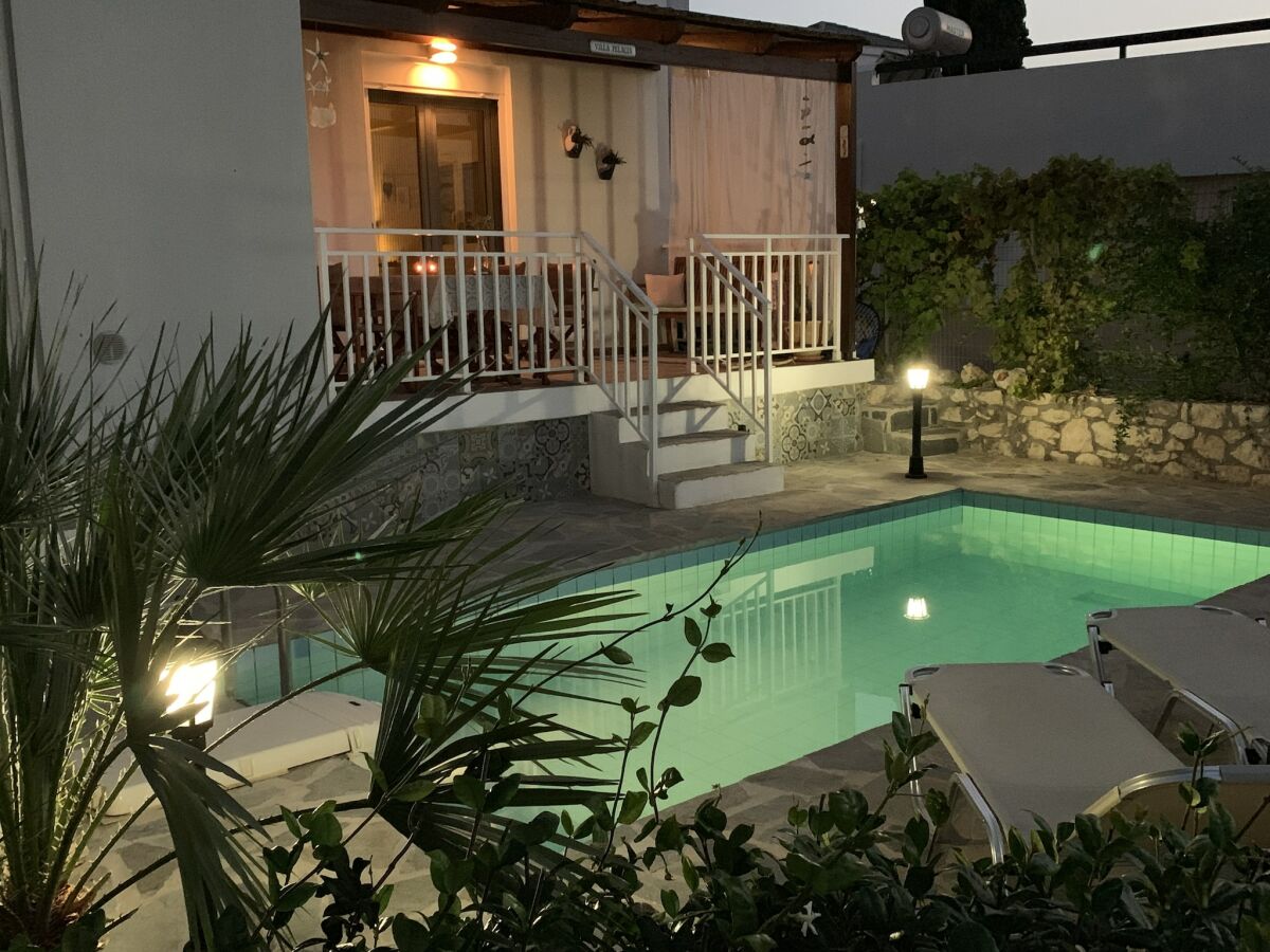 Villa Villa in Loutra with Sea View and Pool - Outdoor photo 3