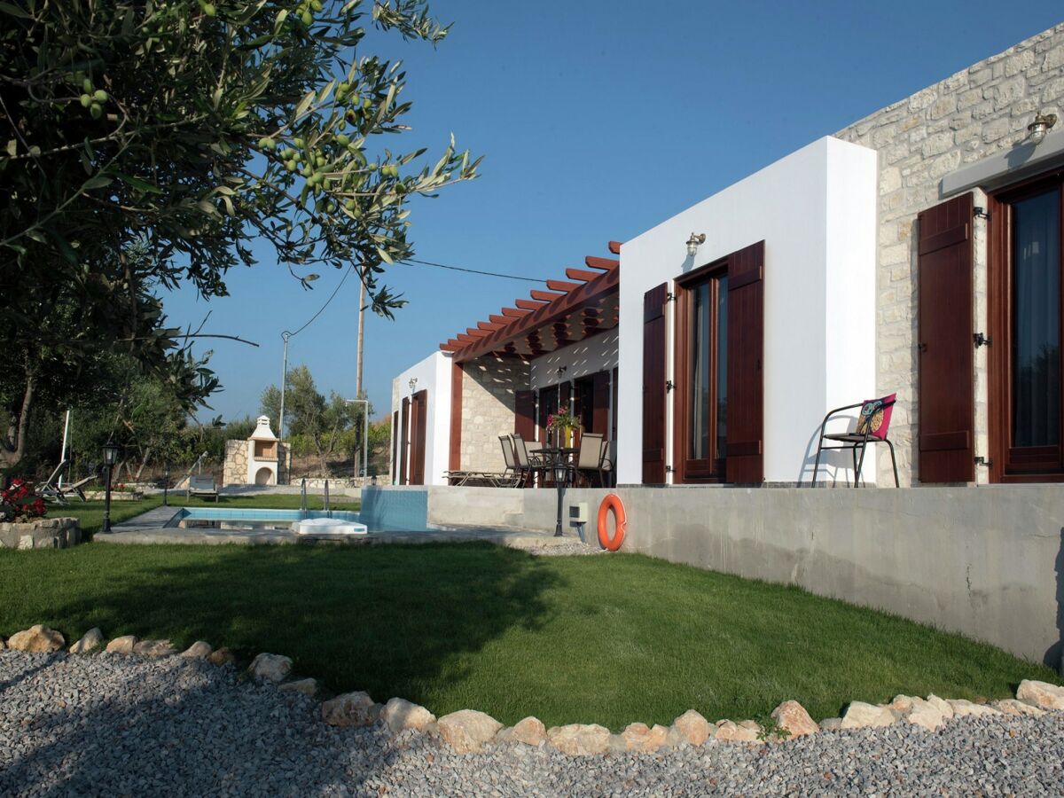 Villa Villa in Arkadi mit Pool nahe am Meer - Outdoor photo 2