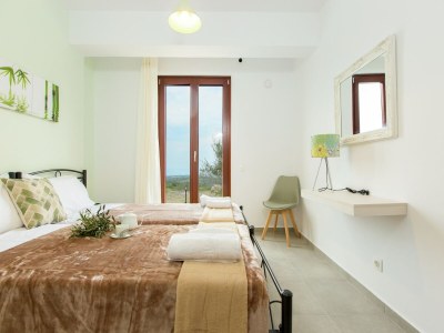 Villa Villa in Arkadi mit Pool nahe am Meer - Features photo 28