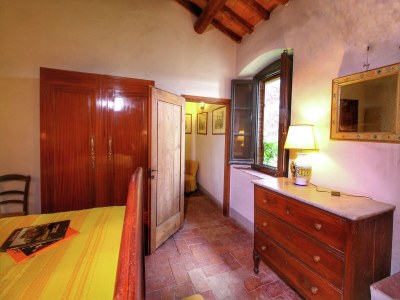 Farmhouse Luxuriöses Bauernhaus in Rufina mit Terrasse - Features photo 25