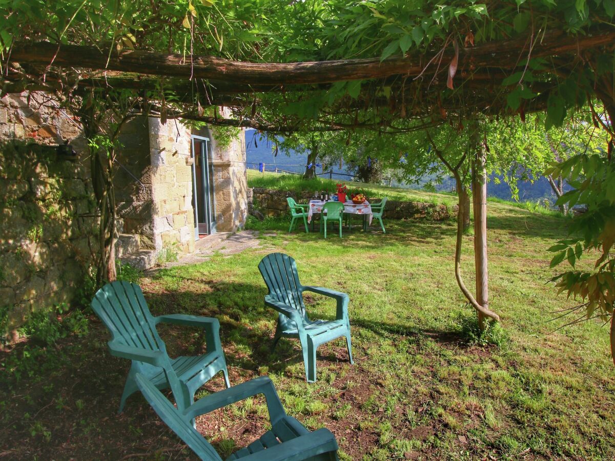 Holiday house Gemütliches Ferienhaus in Rufina mit Swimmingpool - Outdoor photo 5