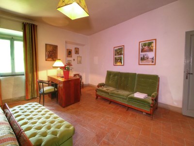 Farmhouse Geräumiges Bauernhaus in Rufina mit eigenem Pool - Features photo 17