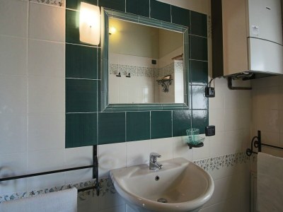 Holiday house Cottage in Todi with Pool and Terrace - Features photo 23