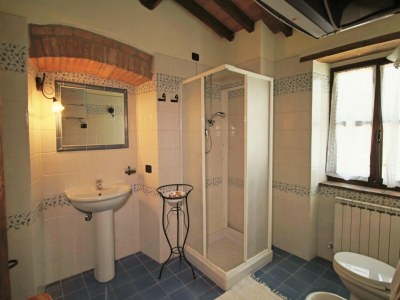 Apartment Apartment in Todi with Pool & History - Features photo 15