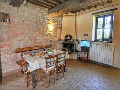 Apartment Apartment in Todi with Pool & History - Features photo 17