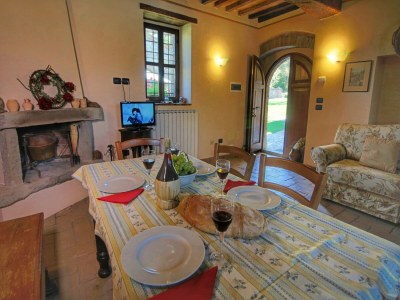 Apartment Apartment in Todi with Pool & History - Features photo 26