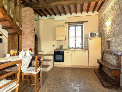 Apartment Apartment in Todi with Pool and Garden - Features photo 21