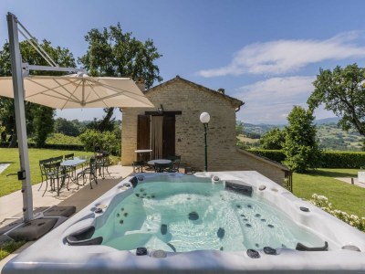 Villa Scenic villa with heated pool - Outdoor photo 6