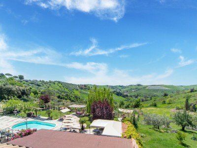 Villa Villa in Monterotondo with Pool & Tiber Views - Outdoor photo 6