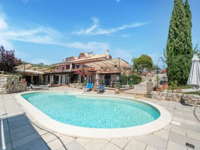 Villa Villa in Monterotondo with Pool & Tiber Views - Outdoor photo 7