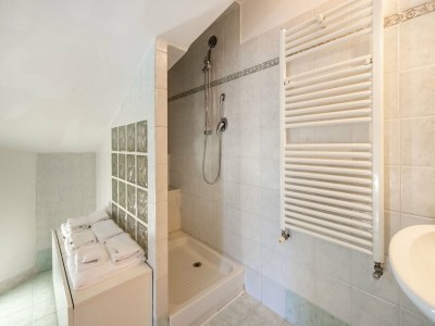 Villa Villa in Monterotondo with Pool & Tiber Views - Features photo 15