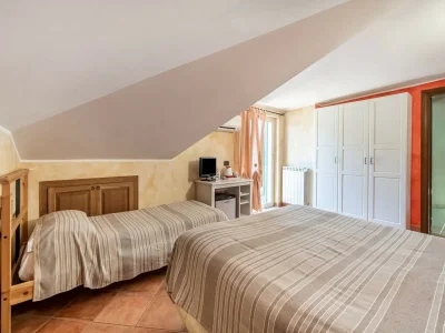 Villa Villa in Monterotondo with Pool & Tiber Views - Features photo 31